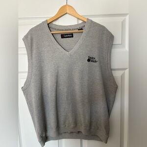 *VINTAGE* TaylorMade Light Gray Sleeveless V-Neck Golf Vest